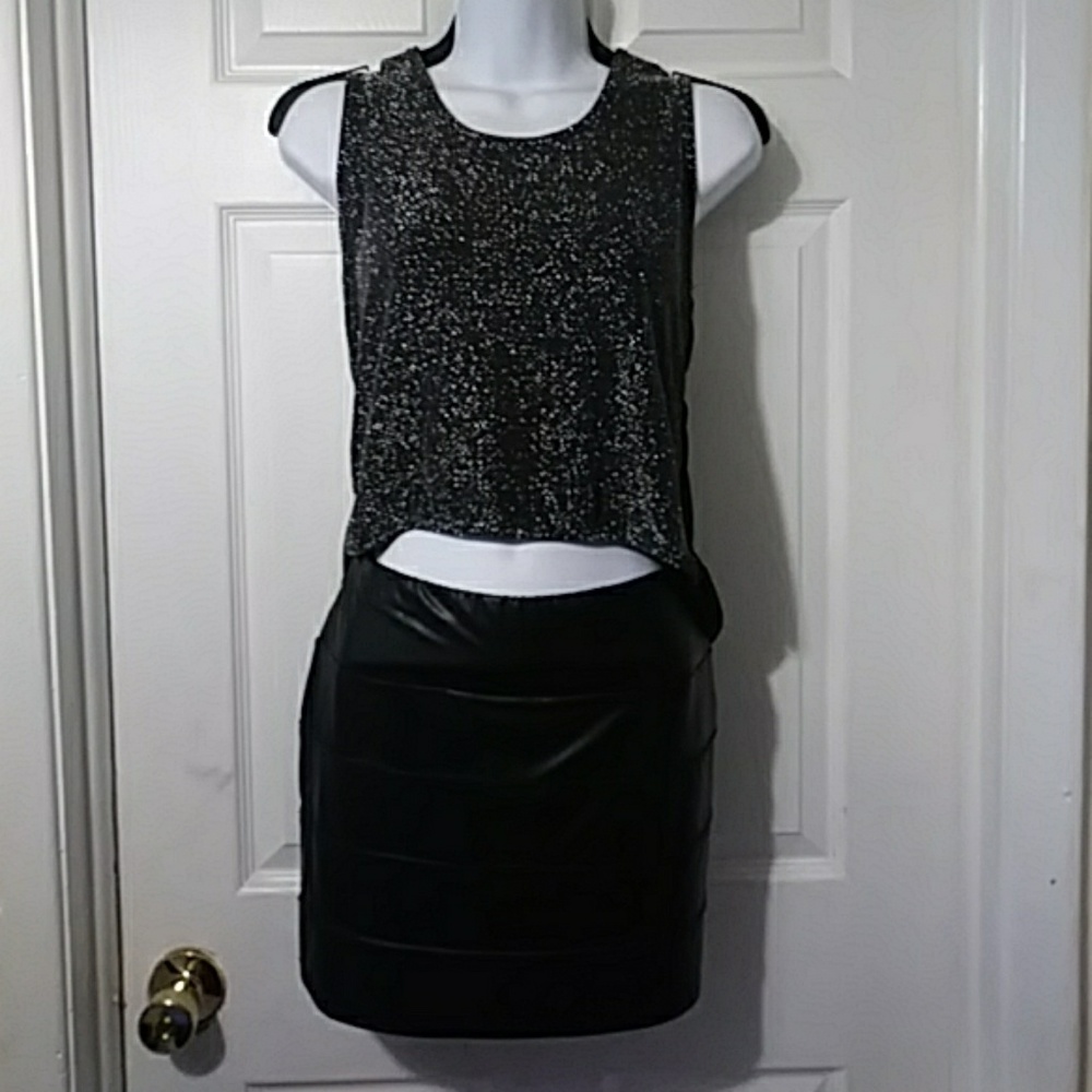 Two pieces - Picture 1 of 2